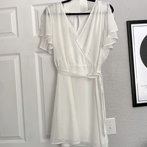 Maurice’s white dress w/ belt